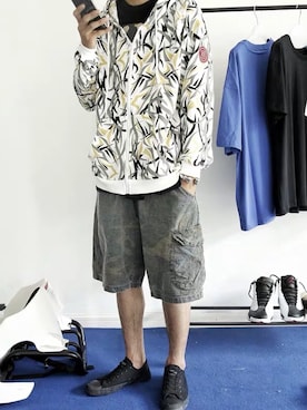 韩亚磊さんのコーディネート