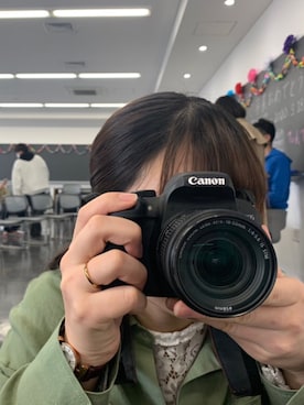 「Doux archives（ドゥアルシーヴ）のアイテム（その他アウター）」を使った、すさん（レディース・158cm）の春コーディネート