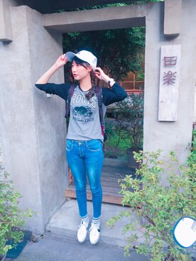 「Roots Canadaのアイテム（トップス）」を使った、Allyさん（レディース・161cm）の秋コーディネート