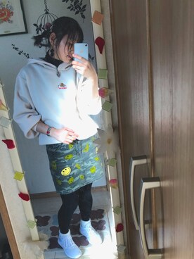 「ニコちゃん」｜「アイテム（アナログ腕時計）」を使った、なお奈穂さん（レディース・157cm）の冬コーディネート