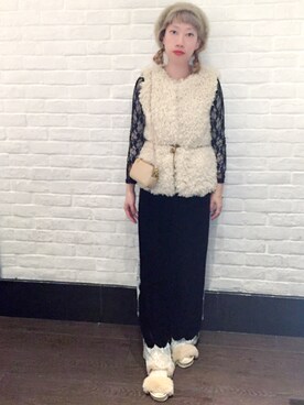 「miu miu（ミュウミュウ）のアイテム（クラッチバッグ）」を使った、bibiさん（レディース・156cm）の冬コーディネート