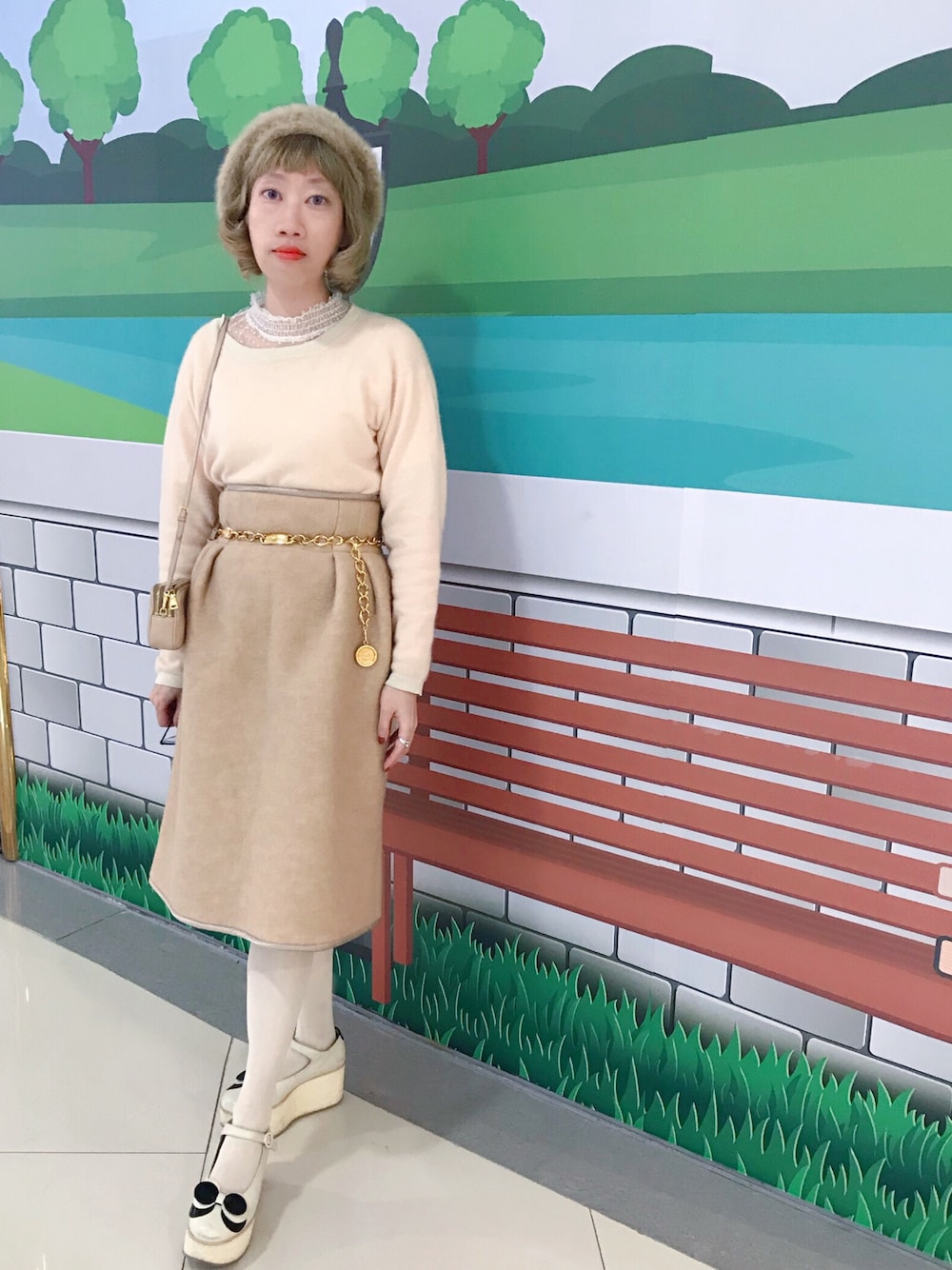 「THEATRE PRODUCTS、chanel #vintage」｜「THEATRE PRODUCTSのボアダブルフェイス スカート（スカート、ベージュ系）」を使った、bibiさん（レディース・156cm）の冬コーディネートの1枚目の写真