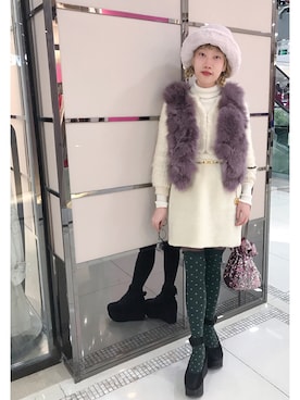 「BellyButton（ベリーボタン）のアイテム」を使った、bibiさん（レディース・156cm）の冬コーディネート