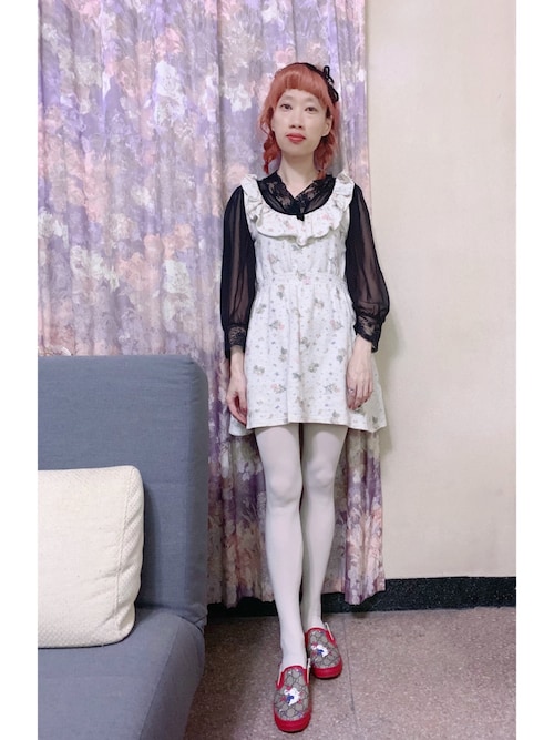 Katie ジャンパースカート ワンピース Katieのジャンパースカートを使った人気ファッション