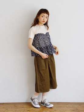 「カーキスカート」｜Crispさん（レディース・157cm）の春コーディネート