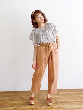 「花柄ブラウス」｜Crispさん（レディース・151cm）の夏コーディネート