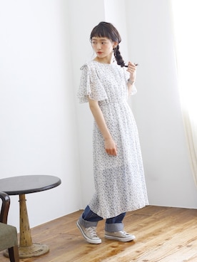 「アイテム（イヤリング、ブルー系）」を使った、Crispさん（レディース・157cm）の夏コーディネート