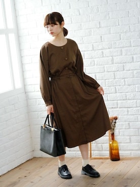 「革靴」｜「アイテム（トートバッグ）」を使った、Crispさん（レディース・158cm）の夏コーディネート