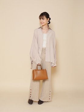 「アイテム（タンクトップ、ベージュ系）」を使った、Crispさん（レディース・158cm）の春コーディネート