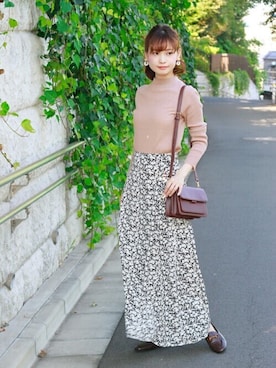 「Crisp（クリスプ）のアイテム（ショルダーバッグ）」を使った、Crispさん（レディース・161cm）の秋コーディネート