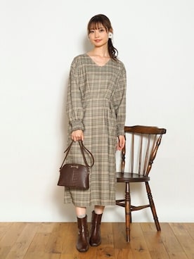 「Crisp（クリスプ）のアイテム（バッグ）」を使った、Crispさん（レディース・161cm）の秋コーディネート