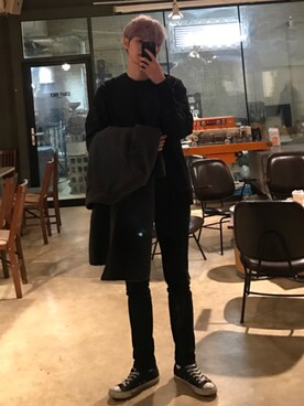 「GIVENCHY（ジバンシイ）のアイテム（チェスターコート）」を使った、Jisoo Jeongさん（メンズ・187cm）の夏コーディネート