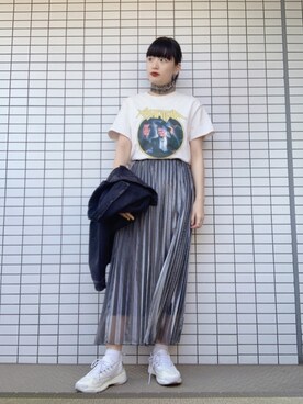 「JEANASIS（ジーナシス）のシアーシャイニープリーツスカート/876109（スカート）」を使った、AKANE（jeanasis）さん（レディース・165cm・20代）の春コーディネート