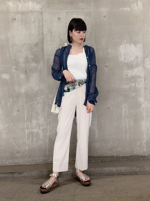 AKANE（jeanasis）さんのコーディネート