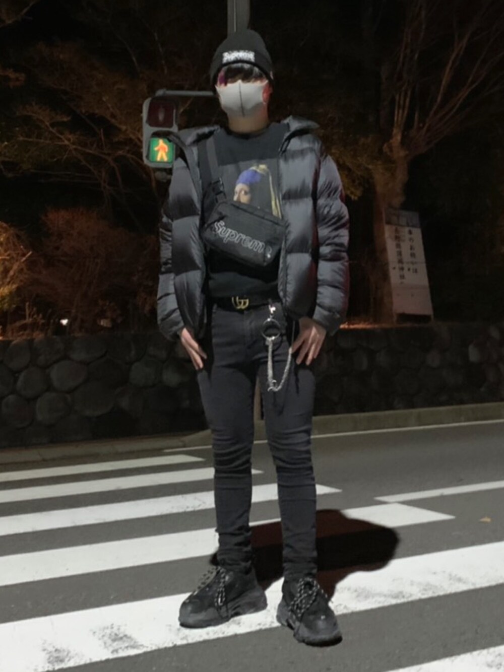 「あけましておめでとうございます！、おしゃれさんと繋がりたい、冬のコーデ、初詣、2020、GUCCI、BALENCIAGA、FR2、トリプルS、ユニクロ」｜「Supreme のアイテム（ニットキャップ/ビーニー、ブラック系）」を使った、Yさん（メンズ・168cm）の冬コーディネートの1枚目の写真