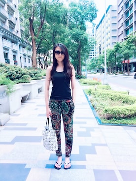 「GUCCI（グッチ）のアイテム（サングラス、ブラック系）」を使った、陳小寶さん（レディース・178cm）の夏コーディネート