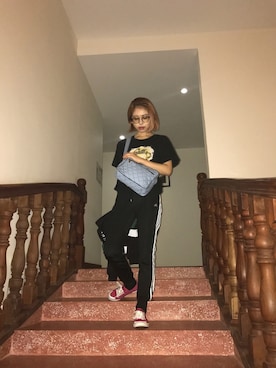 「NaRaYaのアイテム」を使った、NAOさん（レディース・157cm）の秋コーディネート