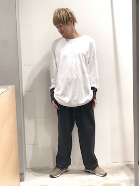 「YON（ヨン）のアイテム（トップス）」を使った、KE-ICHIさん（メンズ・177cm）の夏コーディネート