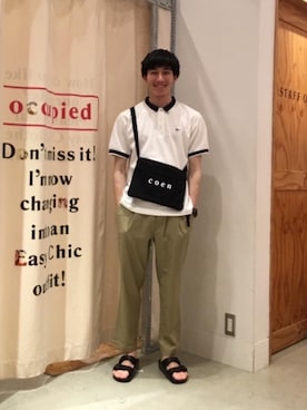 「coenスタッフスタイリング」｜「アイテム（チノパンツ）」を使った、coen はたなかさん（メンズ・173cm）の春コーディネート