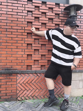 「adidas（アディダス）のアイテム（シューズ、ブラック系）」を使った、很滑さん（メンズ・172cm）の春コーディネート
