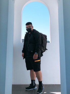 「NEW BALANCE（ニューバランス）のアイテム（シューズ、ブラック系）」を使った、很滑さん（メンズ・172cm）の夏コーディネート