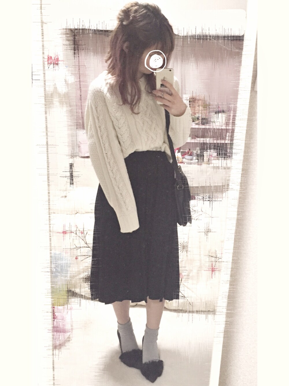 「休日スタイル、カジュアル、冬、スカート、プチプラ、GU、UNIQLO、WEGO、白ニット、ニット」｜「GUのアイテム（ニット/セーター、ホワイト系）」を使った、kaori.*さん（レディース・158cm）の冬コーディネートの1枚目の写真