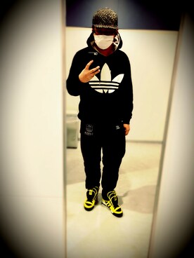 「adidas Originals by JEREMY SCOTT」｜TOSHi from T.F.Lさん（メンズ・181cm）の秋コーディネート