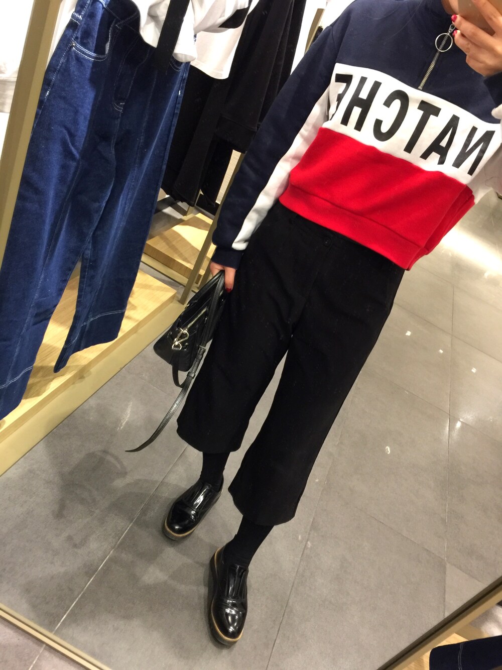 「H&Mのアイテム（パーカー、ブルー系）」を使った、cubabypascalさん（レディース・156cm）の春コーディネートの1枚目の写真