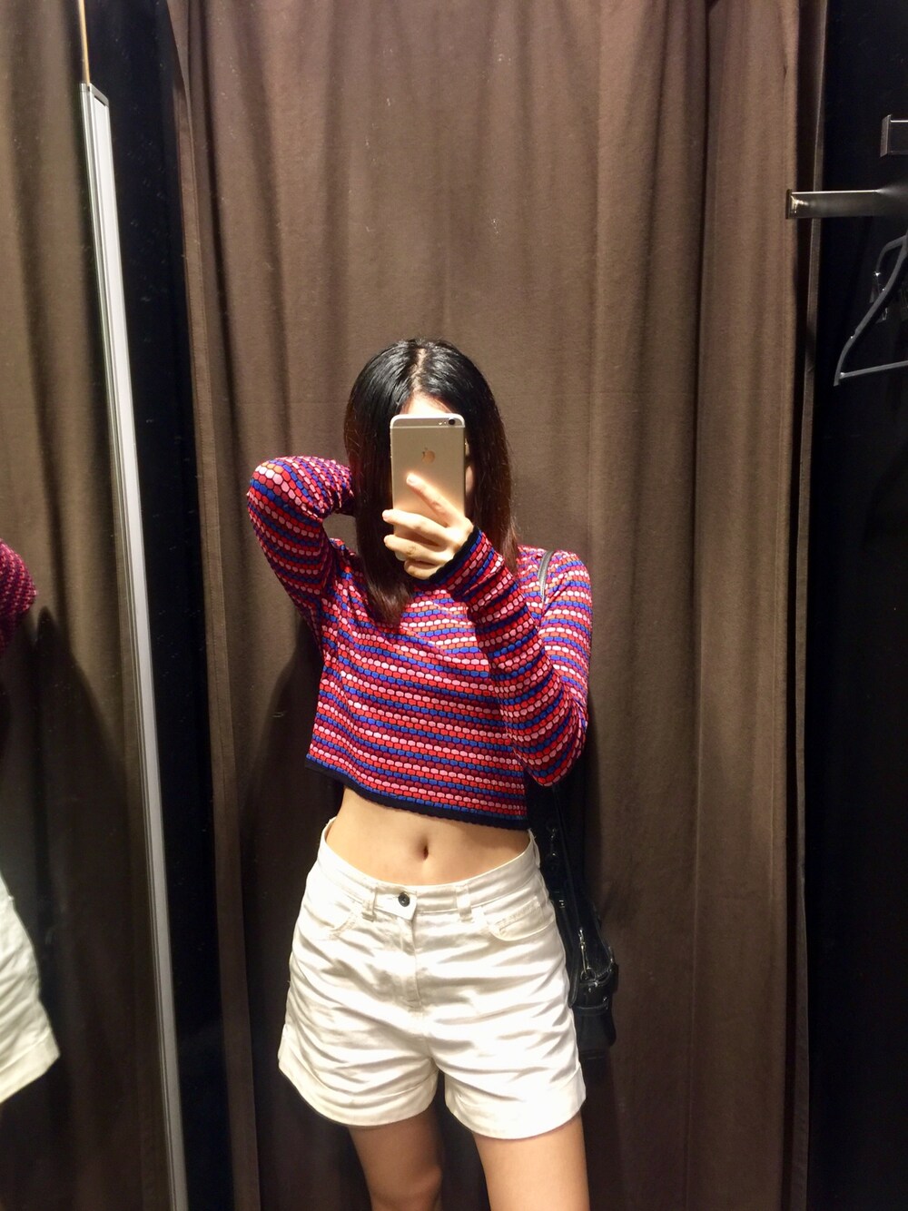 「WHO.A.Uのアイテム（カーゴパンツ、ホワイト系）」を使った、cubabypascalさん（レディース・156cm）の夏コーディネートの1枚目の写真
