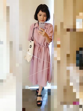 シャツワンピースを使った サーモンピンク のレディース人気ファッションコーディネート Wear