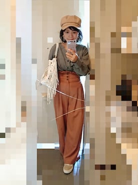 「Desigual（デシグアル）のアイテム（ボディバッグ/ウエストポーチ）」を使った、ayumiiさん（レディース・154cm）の春コーディネート