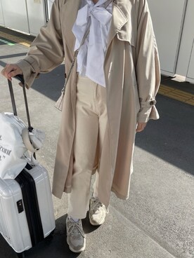 「オールホワイト」｜「アイテム（トレンチコート）」を使った、空色さん（レディース・158cm）の春コーディネート