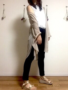 「UNIQLO（ユニクロ）のWOMEN ウルトラストレッチジーンズ（デニムパンツ）」を使った、tsuburaさん（レディース・158cm）の春コーディネート
