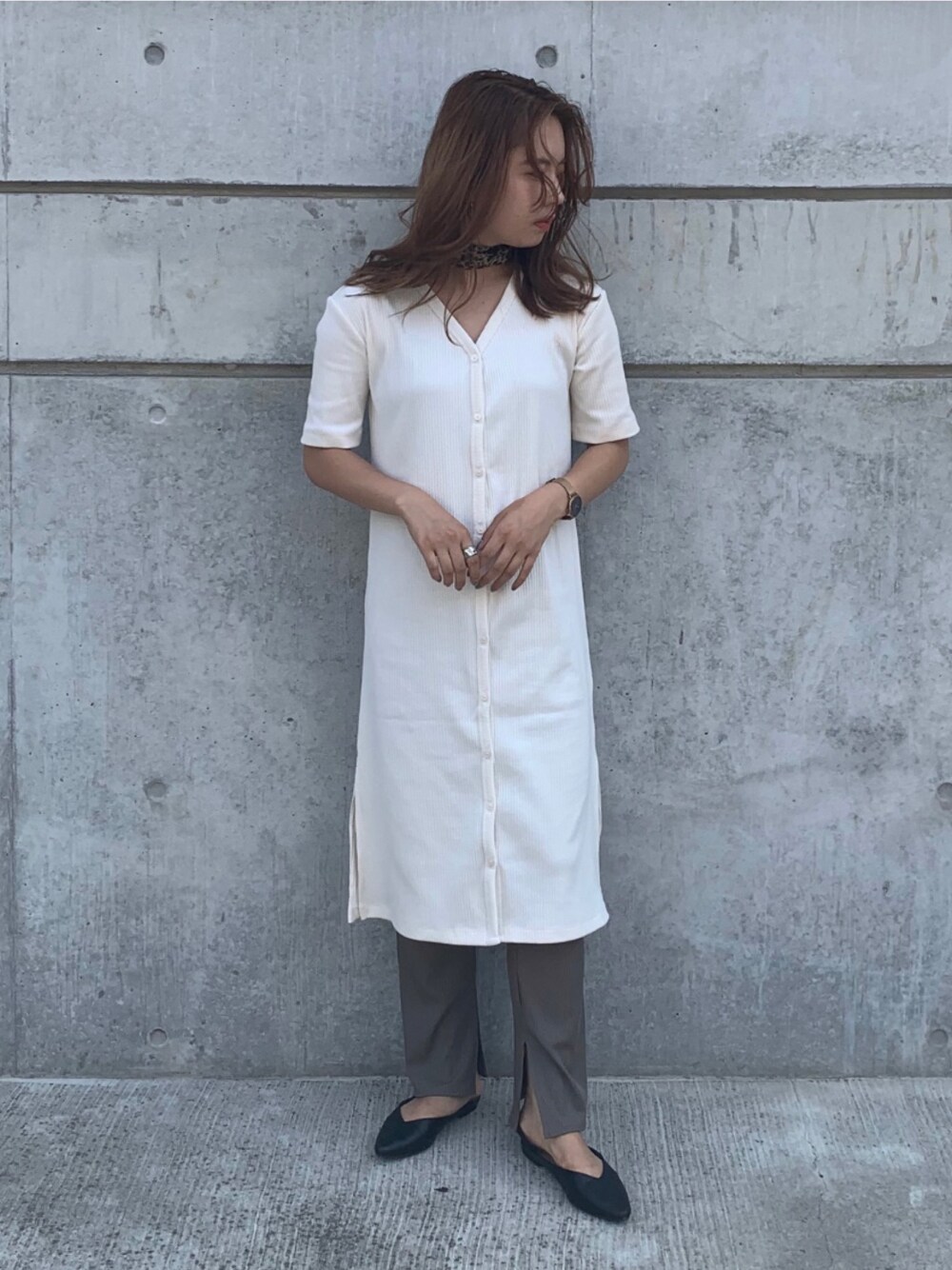 「AMERICAN HOLIC、アメリカンホリック、アメホリ、ジーユー、GU」｜「GUのアイテム（カーディガン/ボレロ、ホワイト系）」を使った、miku.さん（レディース・157cm）の夏コーディネートの1枚目の写真