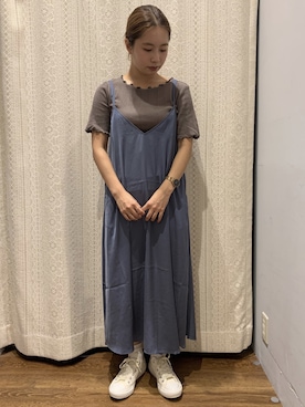 「ブルーワンピース」｜「アイテム（スニーカー）」を使った、miku.さん（レディース・158cm）の夏コーディネート