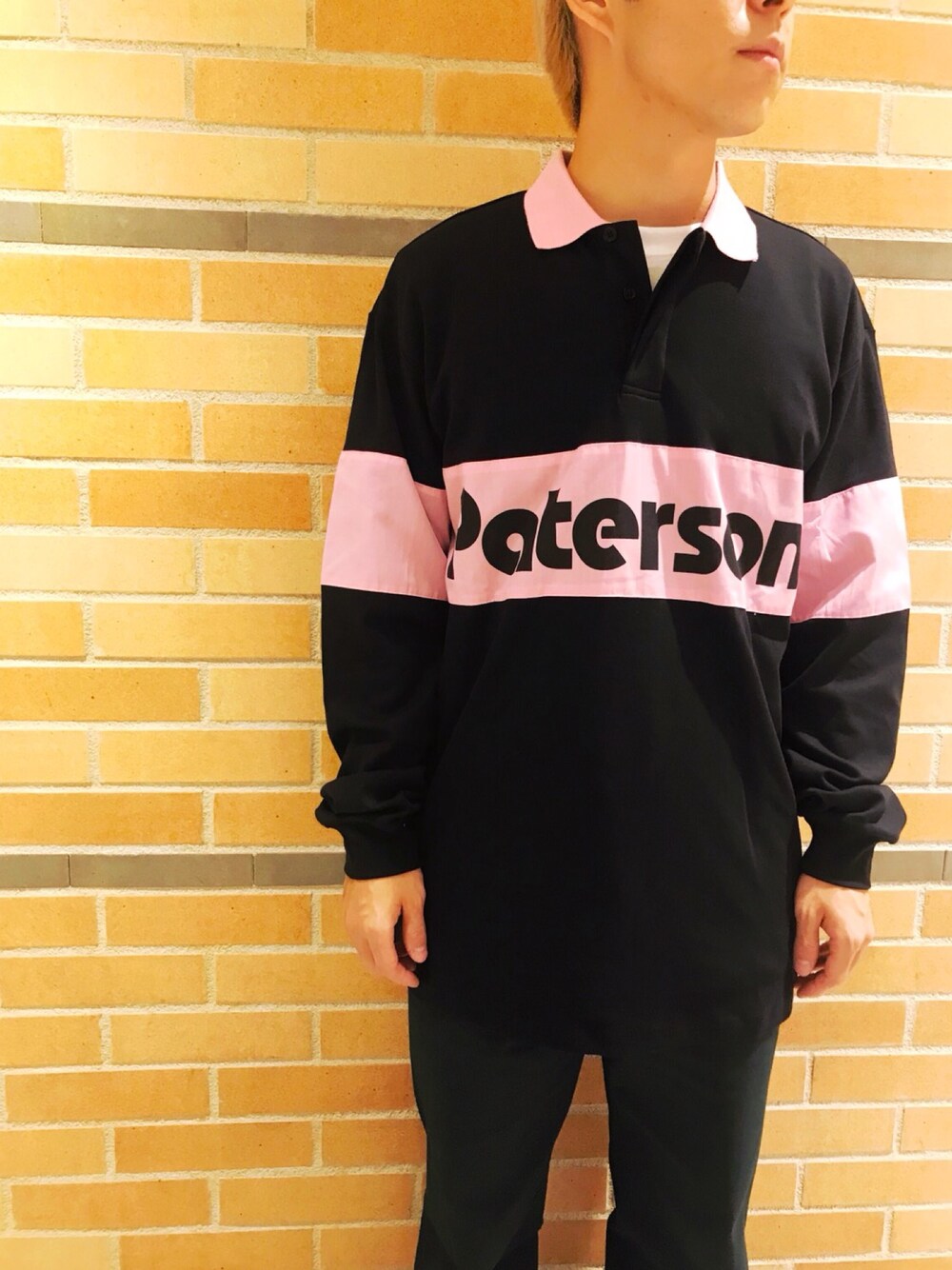 「パターソン、B2nd」｜「patersonのアイテム（ポロシャツ、ブラック系）」を使った、まことさん（メンズ・169cm）の秋コーディネートの1枚目の写真