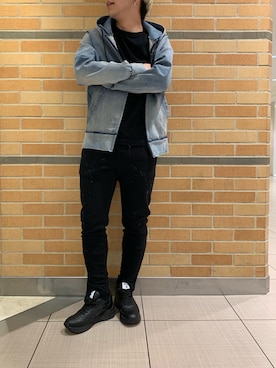 「surt（サート）のアイテム（トップス）」を使った、まことさん（メンズ・169cm）の春コーディネート