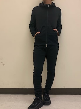 「TATRAS（タトラス）のアイテム（パンツ）」を使った、まことさん（メンズ・169cm）の冬コーディネート