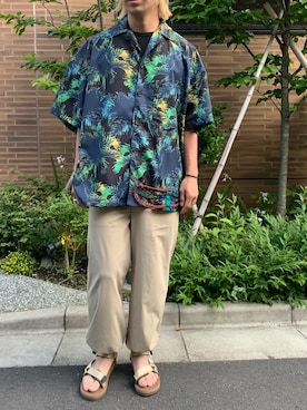 「WRAPINKNOT（ラッピンノット）のアイテム（パンツ）」を使った、まことさん（メンズ・169cm）の春コーディネート