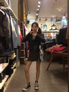 「PULL&BEAR（プルアンドベア）のアイテム（ライダースジャケット）」を使った、消绿さん（レディース・159cm）の秋コーディネート