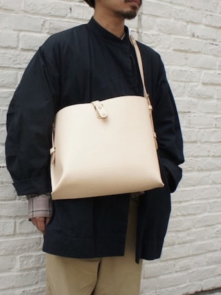 TIDEWAY（タイドウェイ）の「NUME BERO SHOULDER/M（ショルダーバッグ