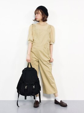 「アイテム（つなぎ/オールインワン、ベージュ系）」を使った、ENAさん（レディース・162cm）の春コーディネート
