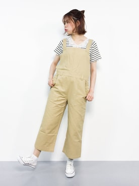 「アイテム（つなぎ/オールインワン、ベージュ系）」を使った、ENAさん（レディース・162cm）の春コーディネート