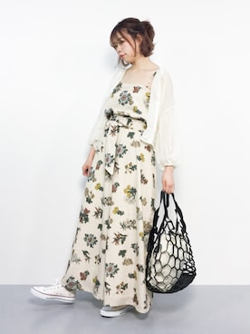 「アイテム（つなぎ/オールインワン、ベージュ系）」を使った、ENAさん（レディース・162cm）の春コーディネート