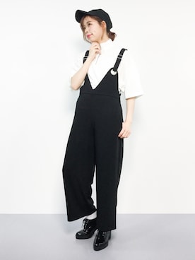「NiCORON（ニコロン）のアイテム（つなぎ/オールインワン）」を使った、ENAさん（レディース・162cm）の春コーディネート