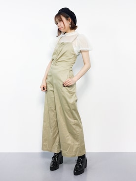 「アイテム（つなぎ/オールインワン、ベージュ系）」を使った、ENAさん（レディース・162cm）の春コーディネート