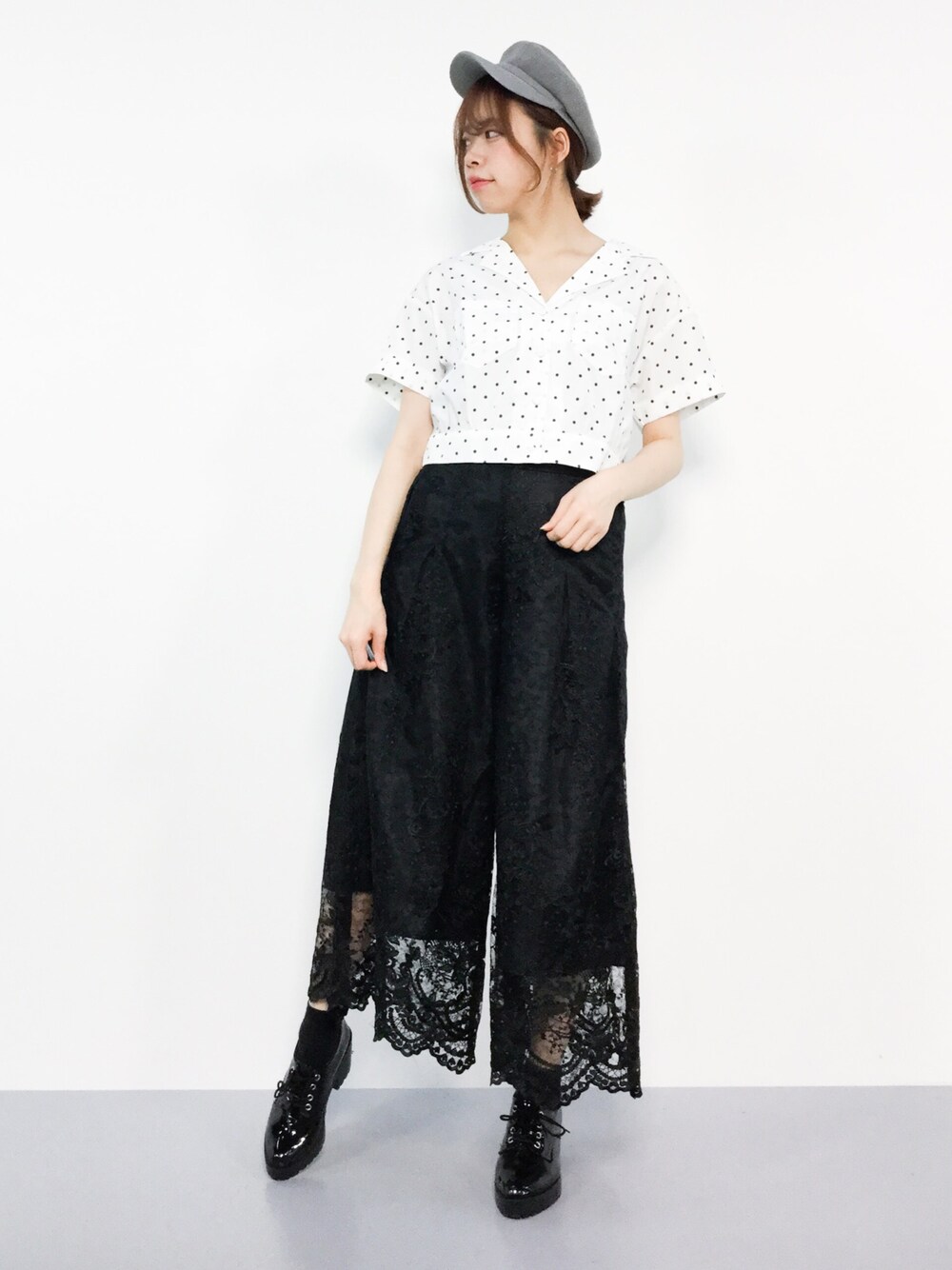 「カジュアル、グレー、ドット、レース、キャスケット、モノトーン、ガーリー、AMERI、reca、CHILLE」｜「recaの【2018 S/S】《スタッフおすすめ》サーモキャスケット（キャスケット、グレー系）」を使った、ENAさん（レディース・162cm）の春コーディネートの1枚目の写真