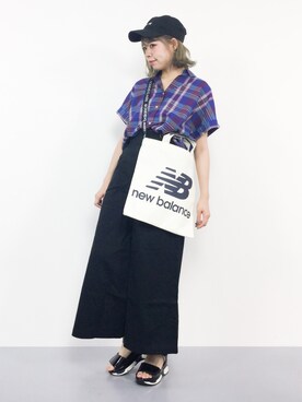 「SEVENDAYS=SUNDAY（セブンデイズサンデイ）のアイテム（ハンドバッグ）」を使った、ENAさん（レディース・162cm）の夏コーディネート