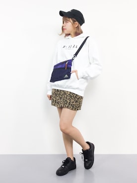 「X-girl（エックスガール）のアイテム」を使った、ENAさん（レディース・162cm）の秋コーディネート