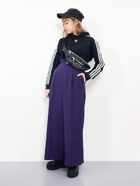 「ENVYM（アンビー）のＺＩＰ ＷＡＩＳＴ ＢＡＧ（ボディバッグ/ウエストポーチ）」を使った、ENAさん（レディース・162cm）の秋コーディネート